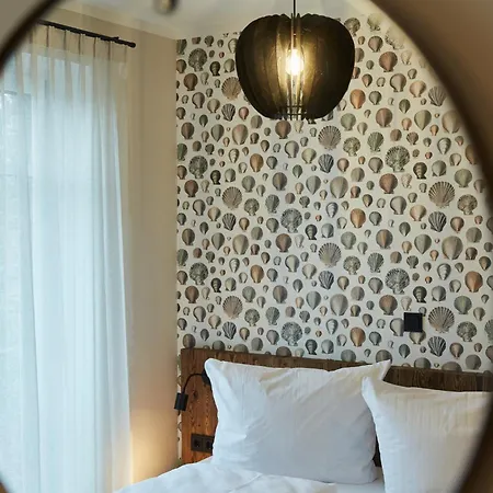 Binnendiek Haus 3 16 *